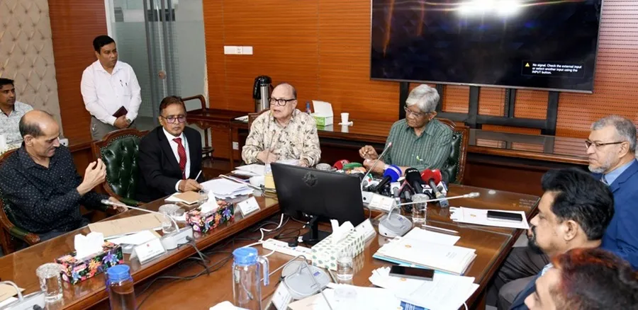 55 lakh families to get rice at Tk 15 from August