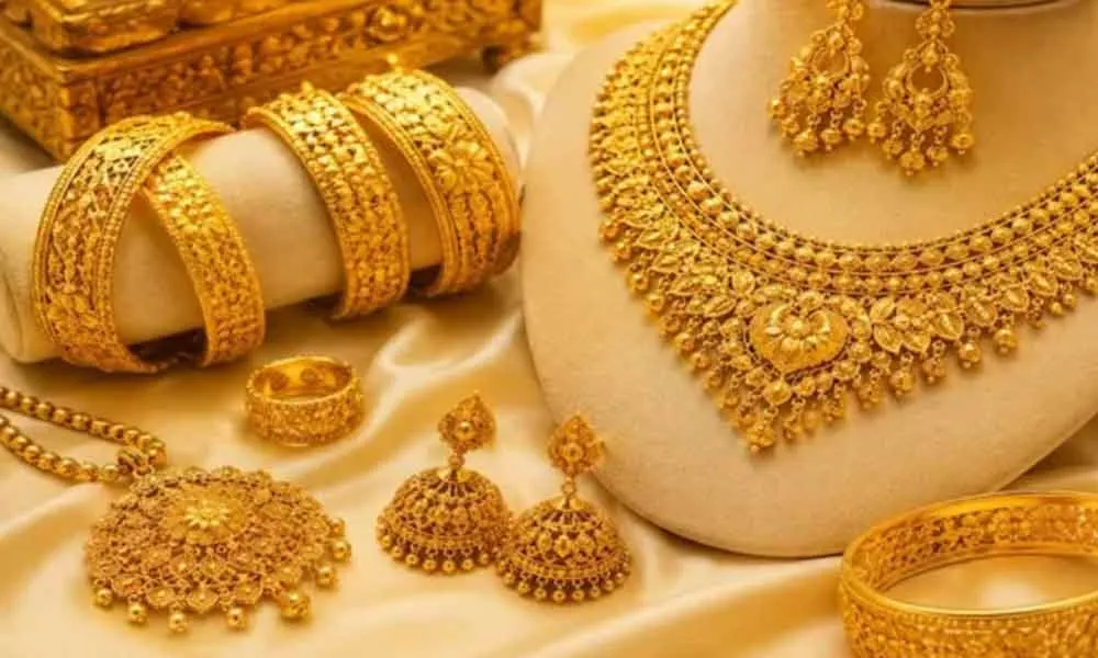 Record Price Surge: Gold Hits Tk 2.32 Lakh per Bhori in Bangladesh