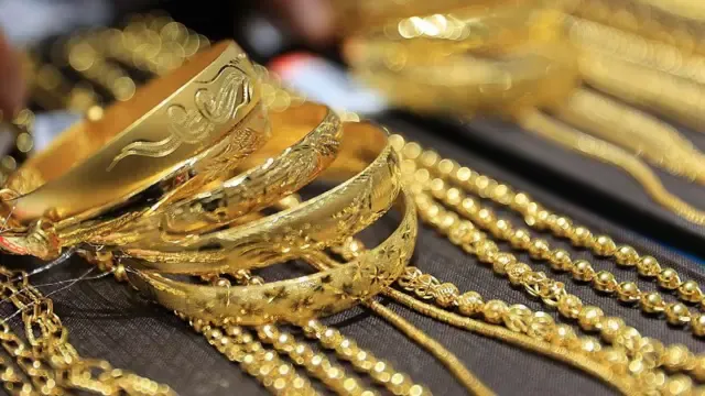 Gold Prices Spike Sharply in Domestic Market: How Much Did a Bhori Rise?